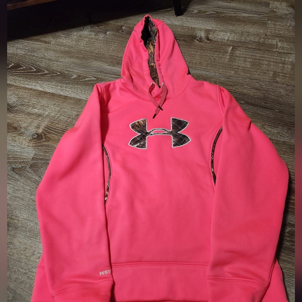 Pink under armour sweatshirt size large in women's